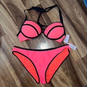 Neon pink 2 piece bathing suit 👙